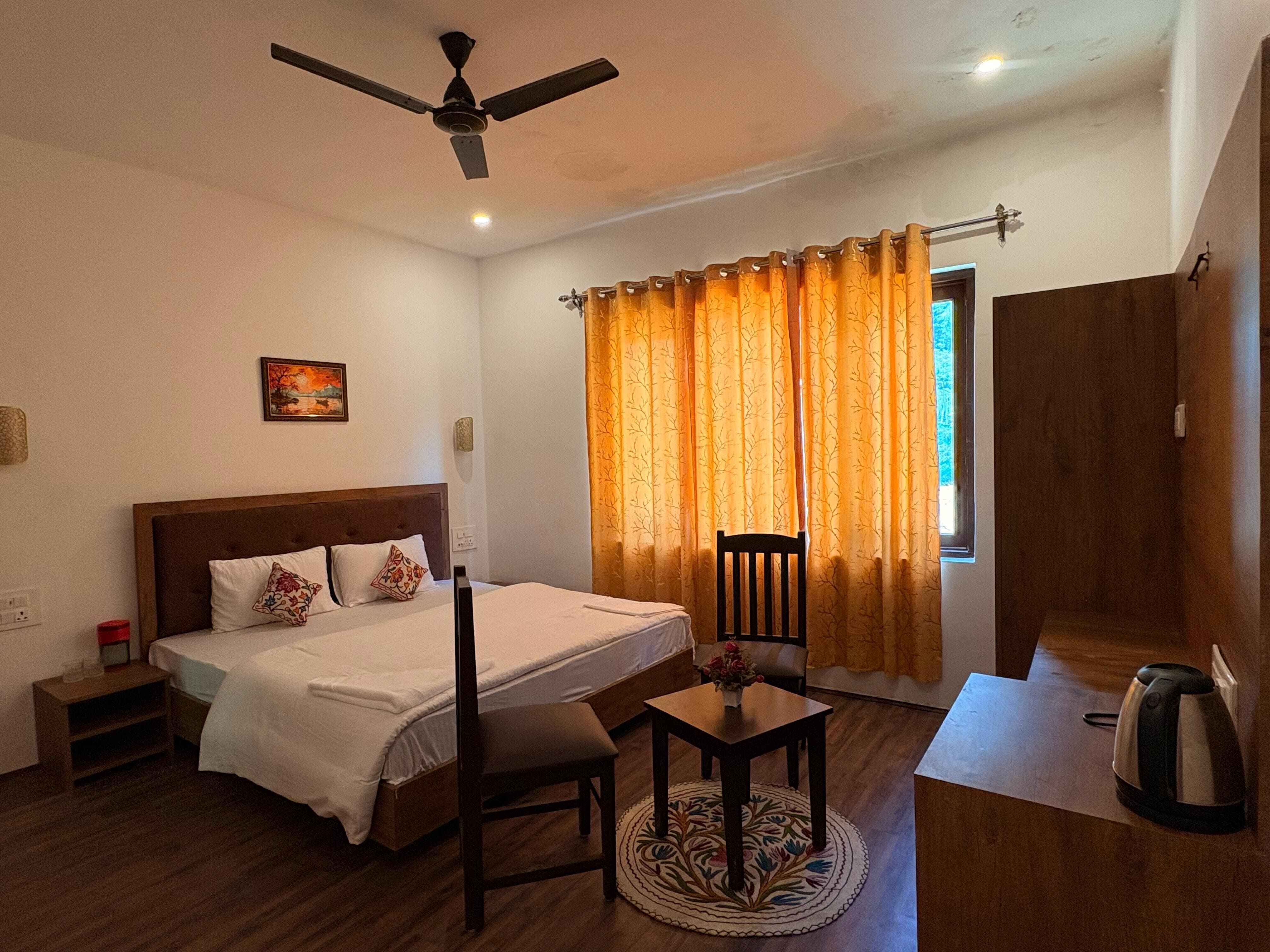 Garden View Room